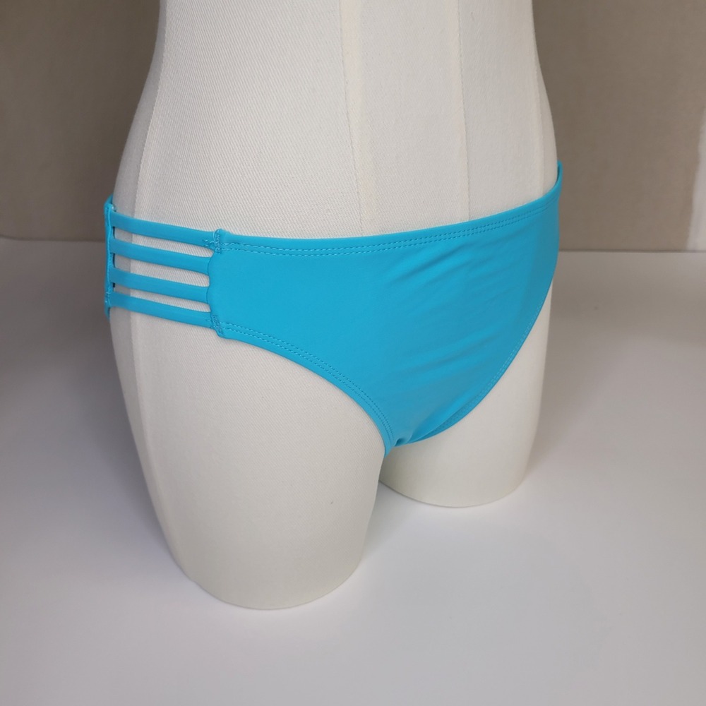 California Waves Turquoise Strappy Scoop Bikini Bottoms Medium Blue NEW